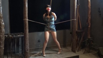 【胜景影视】新片《逃脱术 》 上集 美女逃脱师被全身上下捆绑拘束体验逃脱技术