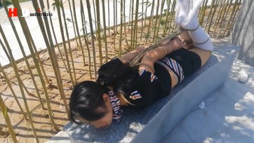 【HD飞天原创】云儿外出探险，惊险刺激一幕即将登场。