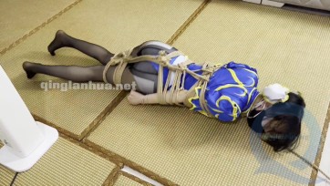 【新月原创】【琳媚】剧情片 COS春丽 大战紧缚男 被勒脖子股绳 挣扎到晕 大字捆绑强G痛苦无比