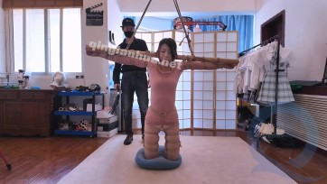 【一绳所爱】洛洛黑丝吊脖子