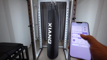 【闪闪工作室】时雨酱的由来-拳击沙袋里的填充物