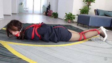 【得意客】清清西装套裙捆绑挣扎