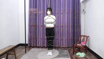 【子衿原创】冰冰带大胸闺蜜来体验，最后被咸猪手调戏