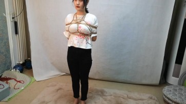 【束缘阁】丰满的林秋 白短衫 団缚