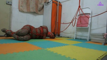 【CD伪娘小诡的自缚】小豹女之转圈自缚