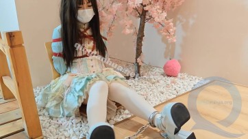 【苏苏】白梨入梦Lolita日式捆绑镣铐td震动棒，tk挠痒+sp打屁股，屁股蛋通红