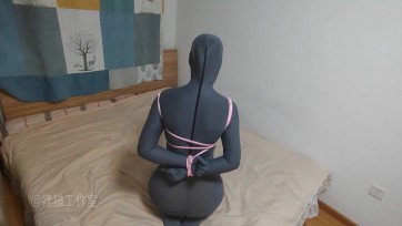 【狸猫工作室】新来的小m和小s的第一次zentai绳艺碰面