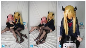 【zentai】两只可爱黑丝娃娃互玩doi 手撸榨精 + 骑乘doi + 快乐棒合欢一起强高榨精