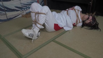 【象人工作室】嗷嗷-校服贝壳头紧缚挣扎TK！