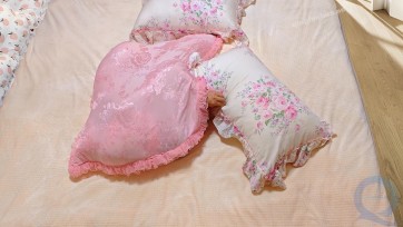 【M809】塞满的粉色靠枕套