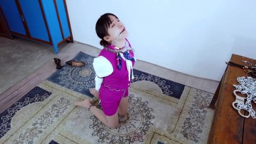 【樱束原创】《王牌卧底空姐上》特工王丽利用空姐身份卧底在大毒枭的私人飞机上，盗取藏有重要犯罪信息的特殊手机，事情败露被擒，等待她的想必不会有好事发生....