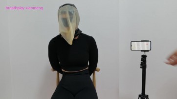 【小萌同学】乳胶头套，脱缚挑战失败昏迷！小御学姐的绝闷运动第二期！