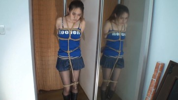 【真实经典】美女间谍妍妍深陷匪窝