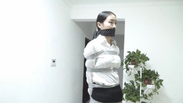 【逍遥】刑警女教官杜洋（二）卧底潜入失败，职业装黑丝+白丝，各种捆绑堵嘴