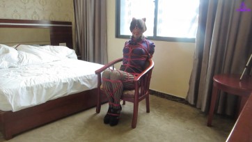 【CD伪娘小诡的自缚】绑在柜子里过夜~